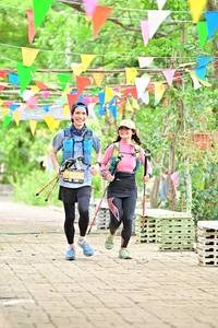 BIB: 5030
                            <button type="button" onclick="openModal(4332197)" class="btn btn-primary btn-sm float-right btn-popup" data-toggle="modal" data-target=".modal-high-quality">
                        <i class="fas fa-shopping-cart"></i> Add to Cart
                    </button>
                                            <button type="button" onclick="isThisMe(4332197, true)" class="btn btn-success btn-sm float-right btn-popup btn-isme hidden" data-toggle="tooltip" data-placement="bottom" title="นี่คือรูปของคุณใช่ไหม คลิกที่นี่เพื่อเอาเข้าอัลบั้ม">
                        <i class="fas fa-plus"></i> Add to album
                    </button>
                    <button type="button" onclick="isThisMe(4332197, false)" class="btn btn-warning btn-sm float-right btn-popup btn-isnotme hidden">
                        <i class="fas fa-ban"></i> Remove from album
                    </button>