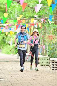 BIB: 5030, 011, 111
                            <button type="button" onclick="openModal(4332224)" class="btn btn-primary btn-sm float-right btn-popup" data-toggle="modal" data-target=".modal-high-quality">
                        <i class="fas fa-shopping-cart"></i> Add to Cart
                    </button>
                                            <button type="button" onclick="isThisMe(4332224, true)" class="btn btn-success btn-sm float-right btn-popup btn-isme hidden" data-toggle="tooltip" data-placement="bottom" title="นี่คือรูปของคุณใช่ไหม คลิกที่นี่เพื่อเอาเข้าอัลบั้ม">
                        <i class="fas fa-plus"></i> Add to album
                    </button>
                    <button type="button" onclick="isThisMe(4332224, false)" class="btn btn-warning btn-sm float-right btn-popup btn-isnotme hidden">
                        <i class="fas fa-ban"></i> Remove from album
                    </button>