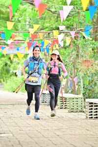 BIB: 6030
                            <button type="button" onclick="openModal(4332223)" class="btn btn-primary btn-sm float-right btn-popup" data-toggle="modal" data-target=".modal-high-quality">
                        <i class="fas fa-shopping-cart"></i> Add to Cart
                    </button>
                                            <button type="button" onclick="isThisMe(4332223, true)" class="btn btn-success btn-sm float-right btn-popup btn-isme hidden" data-toggle="tooltip" data-placement="bottom" title="นี่คือรูปของคุณใช่ไหม คลิกที่นี่เพื่อเอาเข้าอัลบั้ม">
                        <i class="fas fa-plus"></i> Add to album
                    </button>
                    <button type="button" onclick="isThisMe(4332223, false)" class="btn btn-warning btn-sm float-right btn-popup btn-isnotme hidden">
                        <i class="fas fa-ban"></i> Remove from album
                    </button>