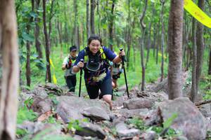 BIB: 5006
                            <button type="button" onclick="openModal(3955785)" class="btn btn-primary btn-sm float-right btn-popup" data-toggle="modal" data-target=".modal-high-quality">
                        <i class="fas fa-shopping-cart"></i> Add to Cart
                    </button>
                                            <button type="button" onclick="isThisMe(3955785, true)" class="btn btn-success btn-sm float-right btn-popup btn-isme hidden" data-toggle="tooltip" data-placement="bottom" title="นี่คือรูปของคุณใช่ไหม คลิกที่นี่เพื่อเอาเข้าอัลบั้ม">
                        <i class="fas fa-plus"></i> Add to album
                    </button>
                    <button type="button" onclick="isThisMe(3955785, false)" class="btn btn-warning btn-sm float-right btn-popup btn-isnotme hidden">
                        <i class="fas fa-ban"></i> Remove from album
                    </button>