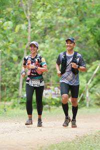 BIB: 3323
                            <button type="button" onclick="openModal(4235580)" class="btn btn-primary btn-sm float-right btn-popup" data-toggle="modal" data-target=".modal-high-quality">
                        <i class="fas fa-shopping-cart"></i> Add to Cart
                    </button>
                                            <button type="button" onclick="isThisMe(4235580, true)" class="btn btn-success btn-sm float-right btn-popup btn-isme hidden" data-toggle="tooltip" data-placement="bottom" title="นี่คือรูปของคุณใช่ไหม คลิกที่นี่เพื่อเอาเข้าอัลบั้ม">
                        <i class="fas fa-plus"></i> Add to album
                    </button>
                    <button type="button" onclick="isThisMe(4235580, false)" class="btn btn-warning btn-sm float-right btn-popup btn-isnotme hidden">
                        <i class="fas fa-ban"></i> Remove from album
                    </button>