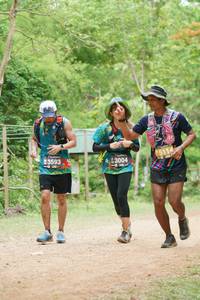 BIB: 3593, 5114, 3004
                            <button type="button" onclick="openModal(4244469)" class="btn btn-primary btn-sm float-right btn-popup" data-toggle="modal" data-target=".modal-high-quality">
                        <i class="fas fa-shopping-cart"></i> Add to Cart
                    </button>
                                            <button type="button" onclick="isThisMe(4244469, true)" class="btn btn-success btn-sm float-right btn-popup btn-isme hidden" data-toggle="tooltip" data-placement="bottom" title="นี่คือรูปของคุณใช่ไหม คลิกที่นี่เพื่อเอาเข้าอัลบั้ม">
                        <i class="fas fa-plus"></i> Add to album
                    </button>
                    <button type="button" onclick="isThisMe(4244469, false)" class="btn btn-warning btn-sm float-right btn-popup btn-isnotme hidden">
                        <i class="fas fa-ban"></i> Remove from album
                    </button>