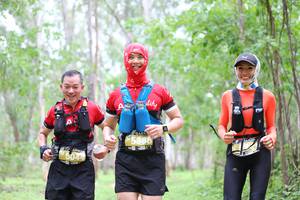 BIB: 5888, 5044
                            <button type="button" onclick="openModal(4083048)" class="btn btn-primary btn-sm float-right btn-popup" data-toggle="modal" data-target=".modal-high-quality">
                        <i class="fas fa-shopping-cart"></i> Add to Cart
                    </button>
                                            <button type="button" onclick="isThisMe(4083048, true)" class="btn btn-success btn-sm float-right btn-popup btn-isme hidden" data-toggle="tooltip" data-placement="bottom" title="นี่คือรูปของคุณใช่ไหม คลิกที่นี่เพื่อเอาเข้าอัลบั้ม">
                        <i class="fas fa-plus"></i> Add to album
                    </button>
                    <button type="button" onclick="isThisMe(4083048, false)" class="btn btn-warning btn-sm float-right btn-popup btn-isnotme hidden">
                        <i class="fas fa-ban"></i> Remove from album
                    </button>