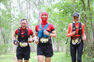 BIB: 5888, 5044
                            <button type="button" onclick="openModal(4083040)" class="btn btn-primary btn-sm float-right btn-popup" data-toggle="modal" data-target=".modal-high-quality">
                        <i class="fas fa-shopping-cart"></i> Add to Cart
                    </button>
                                            <button type="button" onclick="isThisMe(4083040, true)" class="btn btn-success btn-sm float-right btn-popup btn-isme hidden" data-toggle="tooltip" data-placement="bottom" title="นี่คือรูปของคุณใช่ไหม คลิกที่นี่เพื่อเอาเข้าอัลบั้ม">
                        <i class="fas fa-plus"></i> Add to album
                    </button>
                    <button type="button" onclick="isThisMe(4083040, false)" class="btn btn-warning btn-sm float-right btn-popup btn-isnotme hidden">
                        <i class="fas fa-ban"></i> Remove from album
                    </button>