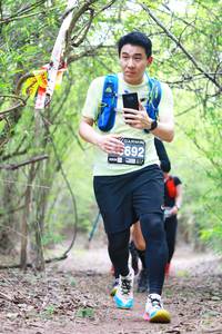 BIB: 692
                            <button type="button" onclick="openModal(4370532)" class="btn btn-primary btn-sm float-right btn-popup" data-toggle="modal" data-target=".modal-high-quality">
                        <i class="fas fa-shopping-cart"></i> Add to Cart
                    </button>
                                            <button type="button" onclick="isThisMe(4370532, true)" class="btn btn-success btn-sm float-right btn-popup btn-isme hidden" data-toggle="tooltip" data-placement="bottom" title="นี่คือรูปของคุณใช่ไหม คลิกที่นี่เพื่อเอาเข้าอัลบั้ม">
                        <i class="fas fa-plus"></i> Add to album
                    </button>
                    <button type="button" onclick="isThisMe(4370532, false)" class="btn btn-warning btn-sm float-right btn-popup btn-isnotme hidden">
                        <i class="fas fa-ban"></i> Remove from album
                    </button>