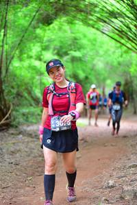 BIB: 3013
                            <button type="button" onclick="openModal(4250838)" class="btn btn-primary btn-sm float-right btn-popup" data-toggle="modal" data-target=".modal-high-quality">
                        <i class="fas fa-shopping-cart"></i> Add to Cart
                    </button>
                                            <button type="button" onclick="isThisMe(4250838, true)" class="btn btn-success btn-sm float-right btn-popup btn-isme hidden" data-toggle="tooltip" data-placement="bottom" title="นี่คือรูปของคุณใช่ไหม คลิกที่นี่เพื่อเอาเข้าอัลบั้ม">
                        <i class="fas fa-plus"></i> Add to album
                    </button>
                    <button type="button" onclick="isThisMe(4250838, false)" class="btn btn-warning btn-sm float-right btn-popup btn-isnotme hidden">
                        <i class="fas fa-ban"></i> Remove from album
                    </button>