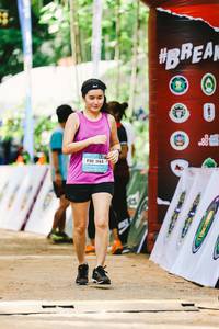 BIB: 1143
                            <button type="button" onclick="openModal(21999310)" class="btn btn-primary btn-sm float-right btn-popup" data-toggle="modal" data-target=".modal-high-quality">
                        <i class="fas fa-shopping-cart"></i> Add to Cart
                    </button>
                                            <button type="button" onclick="isThisMe(21999310, true)" class="btn btn-success btn-sm float-right btn-popup btn-isme hidden" data-toggle="tooltip" data-placement="bottom" title="นี่คือรูปของคุณใช่ไหม คลิกที่นี่เพื่อเอาเข้าอัลบั้ม">
                        <i class="fas fa-plus"></i> Add to album
                    </button>
                    <button type="button" onclick="isThisMe(21999310, false)" class="btn btn-warning btn-sm float-right btn-popup btn-isnotme hidden">
                        <i class="fas fa-ban"></i> Remove from album
                    </button>