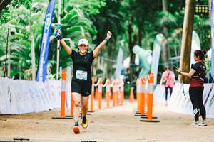 BIB: 1009
                            <button type="button" onclick="openModal(21996972)" class="btn btn-primary btn-sm float-right btn-popup" data-toggle="modal" data-target=".modal-high-quality">
                        <i class="fas fa-shopping-cart"></i> Add to Cart
                    </button>
                                            <button type="button" onclick="isThisMe(21996972, true)" class="btn btn-success btn-sm float-right btn-popup btn-isme hidden" data-toggle="tooltip" data-placement="bottom" title="นี่คือรูปของคุณใช่ไหม คลิกที่นี่เพื่อเอาเข้าอัลบั้ม">
                        <i class="fas fa-plus"></i> Add to album
                    </button>
                    <button type="button" onclick="isThisMe(21996972, false)" class="btn btn-warning btn-sm float-right btn-popup btn-isnotme hidden">
                        <i class="fas fa-ban"></i> Remove from album
                    </button>