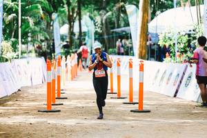 BIB: 330
                            <button type="button" onclick="openModal(21999313)" class="btn btn-primary btn-sm float-right btn-popup" data-toggle="modal" data-target=".modal-high-quality">
                        <i class="fas fa-shopping-cart"></i> Add to Cart
                    </button>
                                            <button type="button" onclick="isThisMe(21999313, true)" class="btn btn-success btn-sm float-right btn-popup btn-isme hidden" data-toggle="tooltip" data-placement="bottom" title="นี่คือรูปของคุณใช่ไหม คลิกที่นี่เพื่อเอาเข้าอัลบั้ม">
                        <i class="fas fa-plus"></i> Add to album
                    </button>
                    <button type="button" onclick="isThisMe(21999313, false)" class="btn btn-warning btn-sm float-right btn-popup btn-isnotme hidden">
                        <i class="fas fa-ban"></i> Remove from album
                    </button>