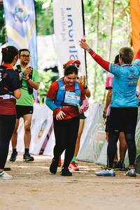 BIB: 152
                            <button type="button" onclick="openModal(21999627)" class="btn btn-primary btn-sm float-right btn-popup" data-toggle="modal" data-target=".modal-high-quality">
                        <i class="fas fa-shopping-cart"></i> Add to Cart
                    </button>
                                            <button type="button" onclick="isThisMe(21999627, true)" class="btn btn-success btn-sm float-right btn-popup btn-isme hidden" data-toggle="tooltip" data-placement="bottom" title="นี่คือรูปของคุณใช่ไหม คลิกที่นี่เพื่อเอาเข้าอัลบั้ม">
                        <i class="fas fa-plus"></i> Add to album
                    </button>
                    <button type="button" onclick="isThisMe(21999627, false)" class="btn btn-warning btn-sm float-right btn-popup btn-isnotme hidden">
                        <i class="fas fa-ban"></i> Remove from album
                    </button>