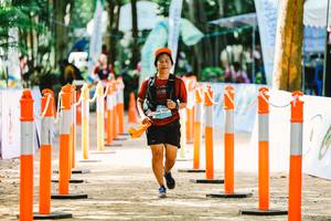 BIB: 103
                            <button type="button" onclick="openModal(21999527)" class="btn btn-primary btn-sm float-right btn-popup" data-toggle="modal" data-target=".modal-high-quality">
                        <i class="fas fa-shopping-cart"></i> Add to Cart
                    </button>
                                            <button type="button" onclick="isThisMe(21999527, true)" class="btn btn-success btn-sm float-right btn-popup btn-isme hidden" data-toggle="tooltip" data-placement="bottom" title="นี่คือรูปของคุณใช่ไหม คลิกที่นี่เพื่อเอาเข้าอัลบั้ม">
                        <i class="fas fa-plus"></i> Add to album
                    </button>
                    <button type="button" onclick="isThisMe(21999527, false)" class="btn btn-warning btn-sm float-right btn-popup btn-isnotme hidden">
                        <i class="fas fa-ban"></i> Remove from album
                    </button>