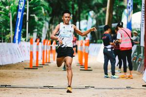 BIB: 1144
                            <button type="button" onclick="openModal(21996664)" class="btn btn-primary btn-sm float-right btn-popup" data-toggle="modal" data-target=".modal-high-quality">
                        <i class="fas fa-shopping-cart"></i> Add to Cart
                    </button>
                                            <button type="button" onclick="isThisMe(21996664, true)" class="btn btn-success btn-sm float-right btn-popup btn-isme hidden" data-toggle="tooltip" data-placement="bottom" title="นี่คือรูปของคุณใช่ไหม คลิกที่นี่เพื่อเอาเข้าอัลบั้ม">
                        <i class="fas fa-plus"></i> Add to album
                    </button>
                    <button type="button" onclick="isThisMe(21996664, false)" class="btn btn-warning btn-sm float-right btn-popup btn-isnotme hidden">
                        <i class="fas fa-ban"></i> Remove from album
                    </button>