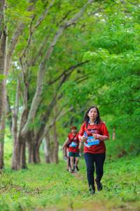 BIB: 133
                            <button type="button" onclick="openModal(22048277)" class="btn btn-primary btn-sm float-right btn-popup" data-toggle="modal" data-target=".modal-high-quality">
                        <i class="fas fa-shopping-cart"></i> Add to Cart
                    </button>
                                            <button type="button" onclick="isThisMe(22048277, true)" class="btn btn-success btn-sm float-right btn-popup btn-isme hidden" data-toggle="tooltip" data-placement="bottom" title="นี่คือรูปของคุณใช่ไหม คลิกที่นี่เพื่อเอาเข้าอัลบั้ม">
                        <i class="fas fa-plus"></i> Add to album
                    </button>
                    <button type="button" onclick="isThisMe(22048277, false)" class="btn btn-warning btn-sm float-right btn-popup btn-isnotme hidden">
                        <i class="fas fa-ban"></i> Remove from album
                    </button>