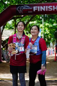 BIB: 1152
                            <button type="button" onclick="openModal(22022478)" class="btn btn-primary btn-sm float-right btn-popup" data-toggle="modal" data-target=".modal-high-quality">
                        <i class="fas fa-shopping-cart"></i> Add to Cart
                    </button>
                                            <button type="button" onclick="isThisMe(22022478, true)" class="btn btn-success btn-sm float-right btn-popup btn-isme hidden" data-toggle="tooltip" data-placement="bottom" title="นี่คือรูปของคุณใช่ไหม คลิกที่นี่เพื่อเอาเข้าอัลบั้ม">
                        <i class="fas fa-plus"></i> Add to album
                    </button>
                    <button type="button" onclick="isThisMe(22022478, false)" class="btn btn-warning btn-sm float-right btn-popup btn-isnotme hidden">
                        <i class="fas fa-ban"></i> Remove from album
                    </button>