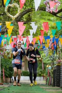 BIB: 190, 613
                            <button type="button" onclick="openModal(22032157)" class="btn btn-primary btn-sm float-right btn-popup" data-toggle="modal" data-target=".modal-high-quality">
                        <i class="fas fa-shopping-cart"></i> Add to Cart
                    </button>
                                            <button type="button" onclick="isThisMe(22032157, true)" class="btn btn-success btn-sm float-right btn-popup btn-isme hidden" data-toggle="tooltip" data-placement="bottom" title="นี่คือรูปของคุณใช่ไหม คลิกที่นี่เพื่อเอาเข้าอัลบั้ม">
                        <i class="fas fa-plus"></i> Add to album
                    </button>
                    <button type="button" onclick="isThisMe(22032157, false)" class="btn btn-warning btn-sm float-right btn-popup btn-isnotme hidden">
                        <i class="fas fa-ban"></i> Remove from album
                    </button>