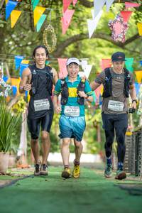 BIB: 3042, 3021, 3037
                            <button type="button" onclick="openModal(22010038)" class="btn btn-primary btn-sm float-right btn-popup" data-toggle="modal" data-target=".modal-high-quality">
                        <i class="fas fa-shopping-cart"></i> Add to Cart
                    </button>
                                            <button type="button" onclick="isThisMe(22010038, true)" class="btn btn-success btn-sm float-right btn-popup btn-isme hidden" data-toggle="tooltip" data-placement="bottom" title="นี่คือรูปของคุณใช่ไหม คลิกที่นี่เพื่อเอาเข้าอัลบั้ม">
                        <i class="fas fa-plus"></i> Add to album
                    </button>
                    <button type="button" onclick="isThisMe(22010038, false)" class="btn btn-warning btn-sm float-right btn-popup btn-isnotme hidden">
                        <i class="fas fa-ban"></i> Remove from album
                    </button>