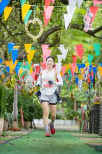 BIB: 10000
                            <button type="button" onclick="openModal(22031757)" class="btn btn-primary btn-sm float-right btn-popup" data-toggle="modal" data-target=".modal-high-quality">
                        <i class="fas fa-shopping-cart"></i> Add to Cart
                    </button>
                                            <button type="button" onclick="isThisMe(22031757, true)" class="btn btn-success btn-sm float-right btn-popup btn-isme hidden" data-toggle="tooltip" data-placement="bottom" title="นี่คือรูปของคุณใช่ไหม คลิกที่นี่เพื่อเอาเข้าอัลบั้ม">
                        <i class="fas fa-plus"></i> Add to album
                    </button>
                    <button type="button" onclick="isThisMe(22031757, false)" class="btn btn-warning btn-sm float-right btn-popup btn-isnotme hidden">
                        <i class="fas fa-ban"></i> Remove from album
                    </button>