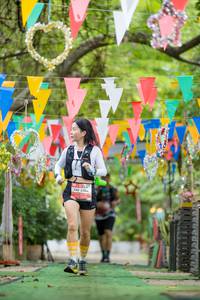 BIB: 140, 226
                            <button type="button" onclick="openModal(22031976)" class="btn btn-primary btn-sm float-right btn-popup" data-toggle="modal" data-target=".modal-high-quality">
                        <i class="fas fa-shopping-cart"></i> Add to Cart
                    </button>
                                            <button type="button" onclick="isThisMe(22031976, true)" class="btn btn-success btn-sm float-right btn-popup btn-isme hidden" data-toggle="tooltip" data-placement="bottom" title="นี่คือรูปของคุณใช่ไหม คลิกที่นี่เพื่อเอาเข้าอัลบั้ม">
                        <i class="fas fa-plus"></i> Add to album
                    </button>
                    <button type="button" onclick="isThisMe(22031976, false)" class="btn btn-warning btn-sm float-right btn-popup btn-isnotme hidden">
                        <i class="fas fa-ban"></i> Remove from album
                    </button>