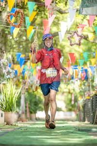 BIB: 05032
                            <button type="button" onclick="openModal(22010244)" class="btn btn-primary btn-sm float-right btn-popup" data-toggle="modal" data-target=".modal-high-quality">
                        <i class="fas fa-shopping-cart"></i> Add to Cart
                    </button>
                                            <button type="button" onclick="isThisMe(22010244, true)" class="btn btn-success btn-sm float-right btn-popup btn-isme hidden" data-toggle="tooltip" data-placement="bottom" title="นี่คือรูปของคุณใช่ไหม คลิกที่นี่เพื่อเอาเข้าอัลบั้ม">
                        <i class="fas fa-plus"></i> Add to album
                    </button>
                    <button type="button" onclick="isThisMe(22010244, false)" class="btn btn-warning btn-sm float-right btn-popup btn-isnotme hidden">
                        <i class="fas fa-ban"></i> Remove from album
                    </button>