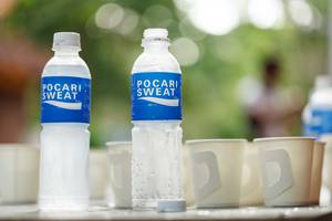 BIB: 100
                            <button type="button" onclick="openModal(22117432)" class="btn btn-primary btn-sm float-right btn-popup" data-toggle="modal" data-target=".modal-high-quality">
                        <i class="fas fa-shopping-cart"></i> Add to Cart
                    </button>
                                            <button type="button" onclick="isThisMe(22117432, true)" class="btn btn-success btn-sm float-right btn-popup btn-isme hidden" data-toggle="tooltip" data-placement="bottom" title="นี่คือรูปของคุณใช่ไหม คลิกที่นี่เพื่อเอาเข้าอัลบั้ม">
                        <i class="fas fa-plus"></i> Add to album
                    </button>
                    <button type="button" onclick="isThisMe(22117432, false)" class="btn btn-warning btn-sm float-right btn-popup btn-isnotme hidden">
                        <i class="fas fa-ban"></i> Remove from album
                    </button>