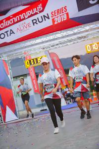 BIB: 2019, 6154, 7190
                            <button type="button" onclick="openModal(6601107)" class="btn btn-primary btn-sm float-right btn-popup" data-toggle="modal" data-target=".modal-high-quality">
                        <i class="fas fa-shopping-cart"></i> Add to Cart
                    </button>
                                            <button type="button" onclick="isThisMe(6601107, true)" class="btn btn-success btn-sm float-right btn-popup btn-isme hidden" data-toggle="tooltip" data-placement="bottom" title="นี่คือรูปของคุณใช่ไหม คลิกที่นี่เพื่อเอาเข้าอัลบั้ม">
                        <i class="fas fa-plus"></i> Add to album
                    </button>
                    <button type="button" onclick="isThisMe(6601107, false)" class="btn btn-warning btn-sm float-right btn-popup btn-isnotme hidden">
                        <i class="fas fa-ban"></i> Remove from album
                    </button>