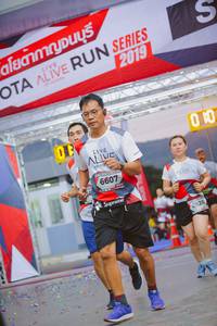 BIB: 2019, 6607
                            <button type="button" onclick="openModal(6601112)" class="btn btn-primary btn-sm float-right btn-popup" data-toggle="modal" data-target=".modal-high-quality">
                        <i class="fas fa-shopping-cart"></i> Add to Cart
                    </button>
                                            <button type="button" onclick="isThisMe(6601112, true)" class="btn btn-success btn-sm float-right btn-popup btn-isme hidden" data-toggle="tooltip" data-placement="bottom" title="นี่คือรูปของคุณใช่ไหม คลิกที่นี่เพื่อเอาเข้าอัลบั้ม">
                        <i class="fas fa-plus"></i> Add to album
                    </button>
                    <button type="button" onclick="isThisMe(6601112, false)" class="btn btn-warning btn-sm float-right btn-popup btn-isnotme hidden">
                        <i class="fas fa-ban"></i> Remove from album
                    </button>