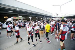 BIB: 
                            <button type="button" onclick="openModal(6599951)" class="btn btn-primary btn-sm float-right btn-popup" data-toggle="modal" data-target=".modal-high-quality">
                        <i class="fas fa-shopping-cart"></i> Add to Cart
                    </button>
                                            <button type="button" onclick="isThisMe(6599951, true)" class="btn btn-success btn-sm float-right btn-popup btn-isme hidden" data-toggle="tooltip" data-placement="bottom" title="นี่คือรูปของคุณใช่ไหม คลิกที่นี่เพื่อเอาเข้าอัลบั้ม">
                        <i class="fas fa-plus"></i> Add to album
                    </button>
                    <button type="button" onclick="isThisMe(6599951, false)" class="btn btn-warning btn-sm float-right btn-popup btn-isnotme hidden">
                        <i class="fas fa-ban"></i> Remove from album
                    </button>