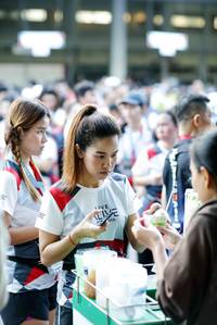 BIB: 
                            <button type="button" onclick="openModal(6600031)" class="btn btn-primary btn-sm float-right btn-popup" data-toggle="modal" data-target=".modal-high-quality">
                        <i class="fas fa-shopping-cart"></i> Add to Cart
                    </button>
                                            <button type="button" onclick="isThisMe(6600031, true)" class="btn btn-success btn-sm float-right btn-popup btn-isme hidden" data-toggle="tooltip" data-placement="bottom" title="นี่คือรูปของคุณใช่ไหม คลิกที่นี่เพื่อเอาเข้าอัลบั้ม">
                        <i class="fas fa-plus"></i> Add to album
                    </button>
                    <button type="button" onclick="isThisMe(6600031, false)" class="btn btn-warning btn-sm float-right btn-popup btn-isnotme hidden">
                        <i class="fas fa-ban"></i> Remove from album
                    </button>