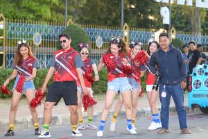 BIB: 
                            <button type="button" onclick="openModal(6602635)" class="btn btn-primary btn-sm float-right btn-popup" data-toggle="modal" data-target=".modal-high-quality">
                        <i class="fas fa-shopping-cart"></i> Add to Cart
                    </button>
                                            <button type="button" onclick="isThisMe(6602635, true)" class="btn btn-success btn-sm float-right btn-popup btn-isme hidden" data-toggle="tooltip" data-placement="bottom" title="นี่คือรูปของคุณใช่ไหม คลิกที่นี่เพื่อเอาเข้าอัลบั้ม">
                        <i class="fas fa-plus"></i> Add to album
                    </button>
                    <button type="button" onclick="isThisMe(6602635, false)" class="btn btn-warning btn-sm float-right btn-popup btn-isnotme hidden">
                        <i class="fas fa-ban"></i> Remove from album
                    </button>