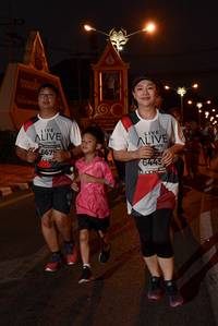 BIB: 6675, 6445
                            <button type="button" onclick="openModal(6605439)" class="btn btn-primary btn-sm float-right btn-popup" data-toggle="modal" data-target=".modal-high-quality">
                        <i class="fas fa-shopping-cart"></i> Add to Cart
                    </button>
                                            <button type="button" onclick="isThisMe(6605439, true)" class="btn btn-success btn-sm float-right btn-popup btn-isme hidden" data-toggle="tooltip" data-placement="bottom" title="นี่คือรูปของคุณใช่ไหม คลิกที่นี่เพื่อเอาเข้าอัลบั้ม">
                        <i class="fas fa-plus"></i> Add to album
                    </button>
                    <button type="button" onclick="isThisMe(6605439, false)" class="btn btn-warning btn-sm float-right btn-popup btn-isnotme hidden">
                        <i class="fas fa-ban"></i> Remove from album
                    </button>