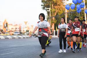 BIB: 2545, 2627
                            <button type="button" onclick="openModal(6604832)" class="btn btn-primary btn-sm float-right btn-popup" data-toggle="modal" data-target=".modal-high-quality">
                        <i class="fas fa-shopping-cart"></i> Add to Cart
                    </button>
                                            <button type="button" onclick="isThisMe(6604832, true)" class="btn btn-success btn-sm float-right btn-popup btn-isme hidden" data-toggle="tooltip" data-placement="bottom" title="นี่คือรูปของคุณใช่ไหม คลิกที่นี่เพื่อเอาเข้าอัลบั้ม">
                        <i class="fas fa-plus"></i> Add to album
                    </button>
                    <button type="button" onclick="isThisMe(6604832, false)" class="btn btn-warning btn-sm float-right btn-popup btn-isnotme hidden">
                        <i class="fas fa-ban"></i> Remove from album
                    </button>