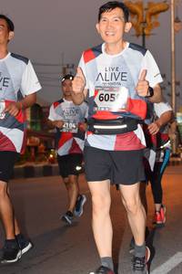 BIB: 605, 2104
                            <button type="button" onclick="openModal(6585252)" class="btn btn-primary btn-sm float-right btn-popup" data-toggle="modal" data-target=".modal-high-quality">
                        <i class="fas fa-shopping-cart"></i> Add to Cart
                    </button>
                                            <button type="button" onclick="isThisMe(6585252, true)" class="btn btn-success btn-sm float-right btn-popup btn-isme hidden" data-toggle="tooltip" data-placement="bottom" title="นี่คือรูปของคุณใช่ไหม คลิกที่นี่เพื่อเอาเข้าอัลบั้ม">
                        <i class="fas fa-plus"></i> Add to album
                    </button>
                    <button type="button" onclick="isThisMe(6585252, false)" class="btn btn-warning btn-sm float-right btn-popup btn-isnotme hidden">
                        <i class="fas fa-ban"></i> Remove from album
                    </button>