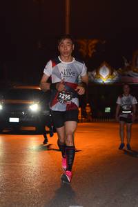 BIB: 2296, 2127
                            <button type="button" onclick="openModal(6581558)" class="btn btn-primary btn-sm float-right btn-popup" data-toggle="modal" data-target=".modal-high-quality">
                        <i class="fas fa-shopping-cart"></i> Add to Cart
                    </button>
                                            <button type="button" onclick="isThisMe(6581558, true)" class="btn btn-success btn-sm float-right btn-popup btn-isme hidden" data-toggle="tooltip" data-placement="bottom" title="นี่คือรูปของคุณใช่ไหม คลิกที่นี่เพื่อเอาเข้าอัลบั้ม">
                        <i class="fas fa-plus"></i> Add to album
                    </button>
                    <button type="button" onclick="isThisMe(6581558, false)" class="btn btn-warning btn-sm float-right btn-popup btn-isnotme hidden">
                        <i class="fas fa-ban"></i> Remove from album
                    </button>