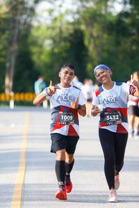 BIB: 1009, 3432
                            <button type="button" onclick="openModal(6158978)" class="btn btn-primary btn-sm float-right btn-popup" data-toggle="modal" data-target=".modal-high-quality">
                        <i class="fas fa-shopping-cart"></i> Add to Cart
                    </button>
                                            <button type="button" onclick="isThisMe(6158978, true)" class="btn btn-success btn-sm float-right btn-popup btn-isme hidden" data-toggle="tooltip" data-placement="bottom" title="นี่คือรูปของคุณใช่ไหม คลิกที่นี่เพื่อเอาเข้าอัลบั้ม">
                        <i class="fas fa-plus"></i> Add to album
                    </button>
                    <button type="button" onclick="isThisMe(6158978, false)" class="btn btn-warning btn-sm float-right btn-popup btn-isnotme hidden">
                        <i class="fas fa-ban"></i> Remove from album
                    </button>