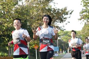 BIB: 3049, 3428, 128, 6029
                            <button type="button" onclick="openModal(6165553)" class="btn btn-primary btn-sm float-right btn-popup" data-toggle="modal" data-target=".modal-high-quality">
                        <i class="fas fa-shopping-cart"></i> Add to Cart
                    </button>
                                            <button type="button" onclick="isThisMe(6165553, true)" class="btn btn-success btn-sm float-right btn-popup btn-isme hidden" data-toggle="tooltip" data-placement="bottom" title="นี่คือรูปของคุณใช่ไหม คลิกที่นี่เพื่อเอาเข้าอัลบั้ม">
                        <i class="fas fa-plus"></i> Add to album
                    </button>
                    <button type="button" onclick="isThisMe(6165553, false)" class="btn btn-warning btn-sm float-right btn-popup btn-isnotme hidden">
                        <i class="fas fa-ban"></i> Remove from album
                    </button>