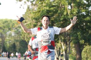 BIB: 7091
                            <button type="button" onclick="openModal(6165533)" class="btn btn-primary btn-sm float-right btn-popup" data-toggle="modal" data-target=".modal-high-quality">
                        <i class="fas fa-shopping-cart"></i> Add to Cart
                    </button>
                                            <button type="button" onclick="isThisMe(6165533, true)" class="btn btn-success btn-sm float-right btn-popup btn-isme hidden" data-toggle="tooltip" data-placement="bottom" title="นี่คือรูปของคุณใช่ไหม คลิกที่นี่เพื่อเอาเข้าอัลบั้ม">
                        <i class="fas fa-plus"></i> Add to album
                    </button>
                    <button type="button" onclick="isThisMe(6165533, false)" class="btn btn-warning btn-sm float-right btn-popup btn-isnotme hidden">
                        <i class="fas fa-ban"></i> Remove from album
                    </button>