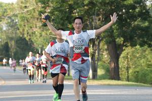 BIB: 7091, 055
                            <button type="button" onclick="openModal(6165531)" class="btn btn-primary btn-sm float-right btn-popup" data-toggle="modal" data-target=".modal-high-quality">
                        <i class="fas fa-shopping-cart"></i> Add to Cart
                    </button>
                                            <button type="button" onclick="isThisMe(6165531, true)" class="btn btn-success btn-sm float-right btn-popup btn-isme hidden" data-toggle="tooltip" data-placement="bottom" title="นี่คือรูปของคุณใช่ไหม คลิกที่นี่เพื่อเอาเข้าอัลบั้ม">
                        <i class="fas fa-plus"></i> Add to album
                    </button>
                    <button type="button" onclick="isThisMe(6165531, false)" class="btn btn-warning btn-sm float-right btn-popup btn-isnotme hidden">
                        <i class="fas fa-ban"></i> Remove from album
                    </button>