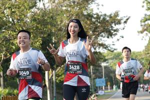 BIB: 3428, 3049, 128, 6029
                            <button type="button" onclick="openModal(6165555)" class="btn btn-primary btn-sm float-right btn-popup" data-toggle="modal" data-target=".modal-high-quality">
                        <i class="fas fa-shopping-cart"></i> Add to Cart
                    </button>
                                            <button type="button" onclick="isThisMe(6165555, true)" class="btn btn-success btn-sm float-right btn-popup btn-isme hidden" data-toggle="tooltip" data-placement="bottom" title="นี่คือรูปของคุณใช่ไหม คลิกที่นี่เพื่อเอาเข้าอัลบั้ม">
                        <i class="fas fa-plus"></i> Add to album
                    </button>
                    <button type="button" onclick="isThisMe(6165555, false)" class="btn btn-warning btn-sm float-right btn-popup btn-isnotme hidden">
                        <i class="fas fa-ban"></i> Remove from album
                    </button>