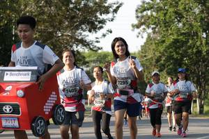 BIB: 7295, 7405, 7199, 5234, 7017
                            <button type="button" onclick="openModal(6169555)" class="btn btn-primary btn-sm float-right btn-popup" data-toggle="modal" data-target=".modal-high-quality">
                        <i class="fas fa-shopping-cart"></i> Add to Cart
                    </button>
                                            <button type="button" onclick="isThisMe(6169555, true)" class="btn btn-success btn-sm float-right btn-popup btn-isme hidden" data-toggle="tooltip" data-placement="bottom" title="นี่คือรูปของคุณใช่ไหม คลิกที่นี่เพื่อเอาเข้าอัลบั้ม">
                        <i class="fas fa-plus"></i> Add to album
                    </button>
                    <button type="button" onclick="isThisMe(6169555, false)" class="btn btn-warning btn-sm float-right btn-popup btn-isnotme hidden">
                        <i class="fas fa-ban"></i> Remove from album
                    </button>