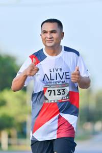 BIB: 7133
                            <button type="button" onclick="openModal(6170407)" class="btn btn-primary btn-sm float-right btn-popup" data-toggle="modal" data-target=".modal-high-quality">
                        <i class="fas fa-shopping-cart"></i> Add to Cart
                    </button>
                                            <button type="button" onclick="isThisMe(6170407, true)" class="btn btn-success btn-sm float-right btn-popup btn-isme hidden" data-toggle="tooltip" data-placement="bottom" title="นี่คือรูปของคุณใช่ไหม คลิกที่นี่เพื่อเอาเข้าอัลบั้ม">
                        <i class="fas fa-plus"></i> Add to album
                    </button>
                    <button type="button" onclick="isThisMe(6170407, false)" class="btn btn-warning btn-sm float-right btn-popup btn-isnotme hidden">
                        <i class="fas fa-ban"></i> Remove from album
                    </button>