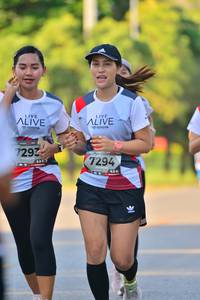 BIB: 7297, 7294
                            <button type="button" onclick="openModal(6155282)" class="btn btn-primary btn-sm float-right btn-popup" data-toggle="modal" data-target=".modal-high-quality">
                        <i class="fas fa-shopping-cart"></i> Add to Cart
                    </button>
                                            <button type="button" onclick="isThisMe(6155282, true)" class="btn btn-success btn-sm float-right btn-popup btn-isme hidden" data-toggle="tooltip" data-placement="bottom" title="นี่คือรูปของคุณใช่ไหม คลิกที่นี่เพื่อเอาเข้าอัลบั้ม">
                        <i class="fas fa-plus"></i> Add to album
                    </button>
                    <button type="button" onclick="isThisMe(6155282, false)" class="btn btn-warning btn-sm float-right btn-popup btn-isnotme hidden">
                        <i class="fas fa-ban"></i> Remove from album
                    </button>