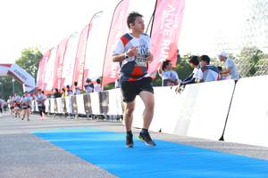 BIB: 7216
                            <button type="button" onclick="openModal(6170769)" class="btn btn-primary btn-sm float-right btn-popup" data-toggle="modal" data-target=".modal-high-quality">
                        <i class="fas fa-shopping-cart"></i> Add to Cart
                    </button>
                                            <button type="button" onclick="isThisMe(6170769, true)" class="btn btn-success btn-sm float-right btn-popup btn-isme hidden" data-toggle="tooltip" data-placement="bottom" title="นี่คือรูปของคุณใช่ไหม คลิกที่นี่เพื่อเอาเข้าอัลบั้ม">
                        <i class="fas fa-plus"></i> Add to album
                    </button>
                    <button type="button" onclick="isThisMe(6170769, false)" class="btn btn-warning btn-sm float-right btn-popup btn-isnotme hidden">
                        <i class="fas fa-ban"></i> Remove from album
                    </button>