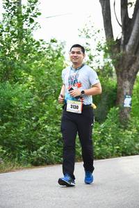 BIB: 3130
                            <button type="button" onclick="openModal(13047017)" class="btn btn-primary btn-sm float-right btn-popup" data-toggle="modal" data-target=".modal-high-quality">
                        <i class="fas fa-shopping-cart"></i> Add to Cart
                    </button>
                                            <button type="button" onclick="isThisMe(13047017, true)" class="btn btn-success btn-sm float-right btn-popup btn-isme hidden" data-toggle="tooltip" data-placement="bottom" title="นี่คือรูปของคุณใช่ไหม คลิกที่นี่เพื่อเอาเข้าอัลบั้ม">
                        <i class="fas fa-plus"></i> Add to album
                    </button>
                    <button type="button" onclick="isThisMe(13047017, false)" class="btn btn-warning btn-sm float-right btn-popup btn-isnotme hidden">
                        <i class="fas fa-ban"></i> Remove from album
                    </button>