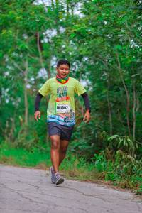 BIB: 1002
                            <button type="button" onclick="openModal(13032299)" class="btn btn-primary btn-sm float-right btn-popup" data-toggle="modal" data-target=".modal-high-quality">
                        <i class="fas fa-shopping-cart"></i> Add to Cart
                    </button>
                                            <button type="button" onclick="isThisMe(13032299, true)" class="btn btn-success btn-sm float-right btn-popup btn-isme hidden" data-toggle="tooltip" data-placement="bottom" title="นี่คือรูปของคุณใช่ไหม คลิกที่นี่เพื่อเอาเข้าอัลบั้ม">
                        <i class="fas fa-plus"></i> Add to album
                    </button>
                    <button type="button" onclick="isThisMe(13032299, false)" class="btn btn-warning btn-sm float-right btn-popup btn-isnotme hidden">
                        <i class="fas fa-ban"></i> Remove from album
                    </button>