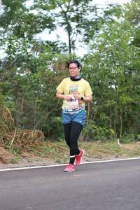 BIB: 2090
                            <button type="button" onclick="openModal(13038909)" class="btn btn-primary btn-sm float-right btn-popup" data-toggle="modal" data-target=".modal-high-quality">
                        <i class="fas fa-shopping-cart"></i> Add to Cart
                    </button>
                                            <button type="button" onclick="isThisMe(13038909, true)" class="btn btn-success btn-sm float-right btn-popup btn-isme hidden" data-toggle="tooltip" data-placement="bottom" title="นี่คือรูปของคุณใช่ไหม คลิกที่นี่เพื่อเอาเข้าอัลบั้ม">
                        <i class="fas fa-plus"></i> Add to album
                    </button>
                    <button type="button" onclick="isThisMe(13038909, false)" class="btn btn-warning btn-sm float-right btn-popup btn-isnotme hidden">
                        <i class="fas fa-ban"></i> Remove from album
                    </button>