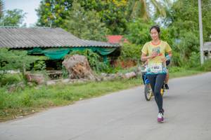 BIB: 1052
                            <button type="button" onclick="openModal(13040599)" class="btn btn-primary btn-sm float-right btn-popup" data-toggle="modal" data-target=".modal-high-quality">
                        <i class="fas fa-shopping-cart"></i> Add to Cart
                    </button>
                                            <button type="button" onclick="isThisMe(13040599, true)" class="btn btn-success btn-sm float-right btn-popup btn-isme hidden" data-toggle="tooltip" data-placement="bottom" title="นี่คือรูปของคุณใช่ไหม คลิกที่นี่เพื่อเอาเข้าอัลบั้ม">
                        <i class="fas fa-plus"></i> Add to album
                    </button>
                    <button type="button" onclick="isThisMe(13040599, false)" class="btn btn-warning btn-sm float-right btn-popup btn-isnotme hidden">
                        <i class="fas fa-ban"></i> Remove from album
                    </button>