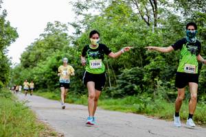 BIB: 2072
                            <button type="button" onclick="openModal(13044152)" class="btn btn-primary btn-sm float-right btn-popup" data-toggle="modal" data-target=".modal-high-quality">
                        <i class="fas fa-shopping-cart"></i> Add to Cart
                    </button>
                                            <button type="button" onclick="isThisMe(13044152, true)" class="btn btn-success btn-sm float-right btn-popup btn-isme hidden" data-toggle="tooltip" data-placement="bottom" title="นี่คือรูปของคุณใช่ไหม คลิกที่นี่เพื่อเอาเข้าอัลบั้ม">
                        <i class="fas fa-plus"></i> Add to album
                    </button>
                    <button type="button" onclick="isThisMe(13044152, false)" class="btn btn-warning btn-sm float-right btn-popup btn-isnotme hidden">
                        <i class="fas fa-ban"></i> Remove from album
                    </button>