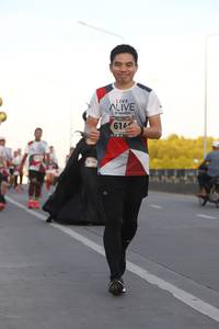 BIB: 614
                            <button type="button" onclick="openModal(6112182)" class="btn btn-primary btn-sm float-right btn-popup" data-toggle="modal" data-target=".modal-high-quality">
                        <i class="fas fa-shopping-cart"></i> Add to Cart
                    </button>
                                            <button type="button" onclick="isThisMe(6112182, true)" class="btn btn-success btn-sm float-right btn-popup btn-isme hidden" data-toggle="tooltip" data-placement="bottom" title="นี่คือรูปของคุณใช่ไหม คลิกที่นี่เพื่อเอาเข้าอัลบั้ม">
                        <i class="fas fa-plus"></i> Add to album
                    </button>
                    <button type="button" onclick="isThisMe(6112182, false)" class="btn btn-warning btn-sm float-right btn-popup btn-isnotme hidden">
                        <i class="fas fa-ban"></i> Remove from album
                    </button>