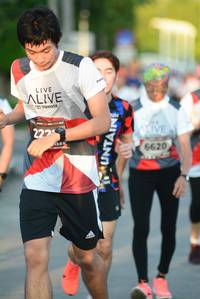 BIB: 222, 6620
                            <button type="button" onclick="openModal(6130911)" class="btn btn-primary btn-sm float-right btn-popup" data-toggle="modal" data-target=".modal-high-quality">
                        <i class="fas fa-shopping-cart"></i> Add to Cart
                    </button>
                                            <button type="button" onclick="isThisMe(6130911, true)" class="btn btn-success btn-sm float-right btn-popup btn-isme hidden" data-toggle="tooltip" data-placement="bottom" title="นี่คือรูปของคุณใช่ไหม คลิกที่นี่เพื่อเอาเข้าอัลบั้ม">
                        <i class="fas fa-plus"></i> Add to album
                    </button>
                    <button type="button" onclick="isThisMe(6130911, false)" class="btn btn-warning btn-sm float-right btn-popup btn-isnotme hidden">
                        <i class="fas fa-ban"></i> Remove from album
                    </button>