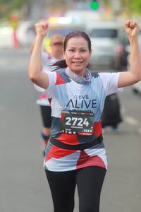 BIB: 2724, 128
                            <button type="button" onclick="openModal(5961020)" class="btn btn-primary btn-sm float-right btn-popup" data-toggle="modal" data-target=".modal-high-quality">
                        <i class="fas fa-shopping-cart"></i> Add to Cart
                    </button>
                                            <button type="button" onclick="isThisMe(5961020, true)" class="btn btn-success btn-sm float-right btn-popup btn-isme hidden" data-toggle="tooltip" data-placement="bottom" title="นี่คือรูปของคุณใช่ไหม คลิกที่นี่เพื่อเอาเข้าอัลบั้ม">
                        <i class="fas fa-plus"></i> Add to album
                    </button>
                    <button type="button" onclick="isThisMe(5961020, false)" class="btn btn-warning btn-sm float-right btn-popup btn-isnotme hidden">
                        <i class="fas fa-ban"></i> Remove from album
                    </button>